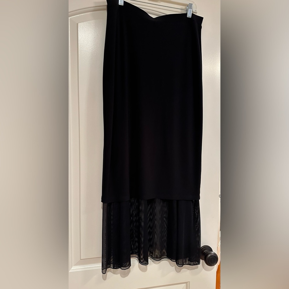 NWT SYMPLI STRAIGHT Maxi skirt